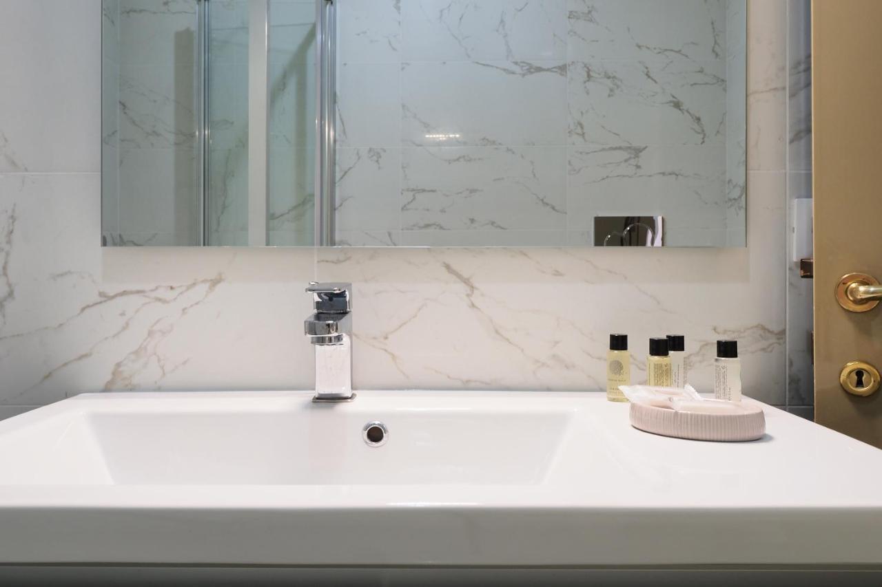 Duomo Luxury Apartment - One Bed Mediolan Zewnętrze zdjęcie