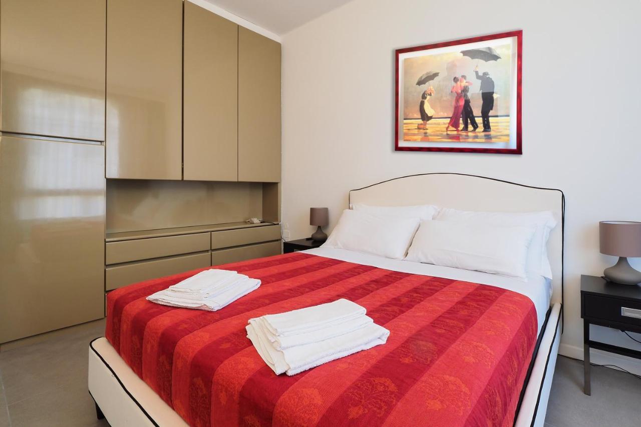 Duomo Luxury Apartment - One Bed Mediolan Zewnętrze zdjęcie